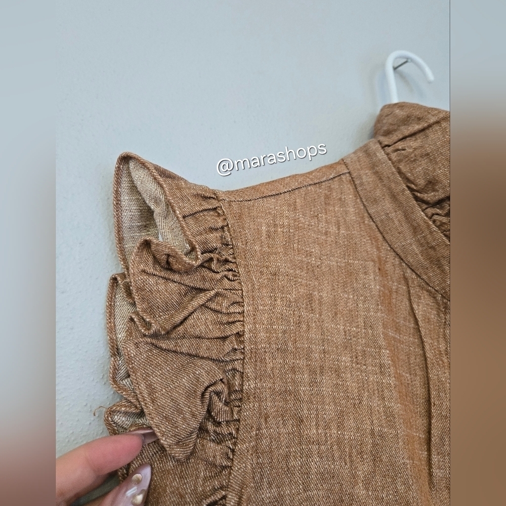 Christy Lynn Marfa Linen Top Clay - Picture 3 of 6